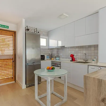 Seaview Apartment, Campello Apartment *