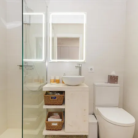 Seaview Apartment, Campello